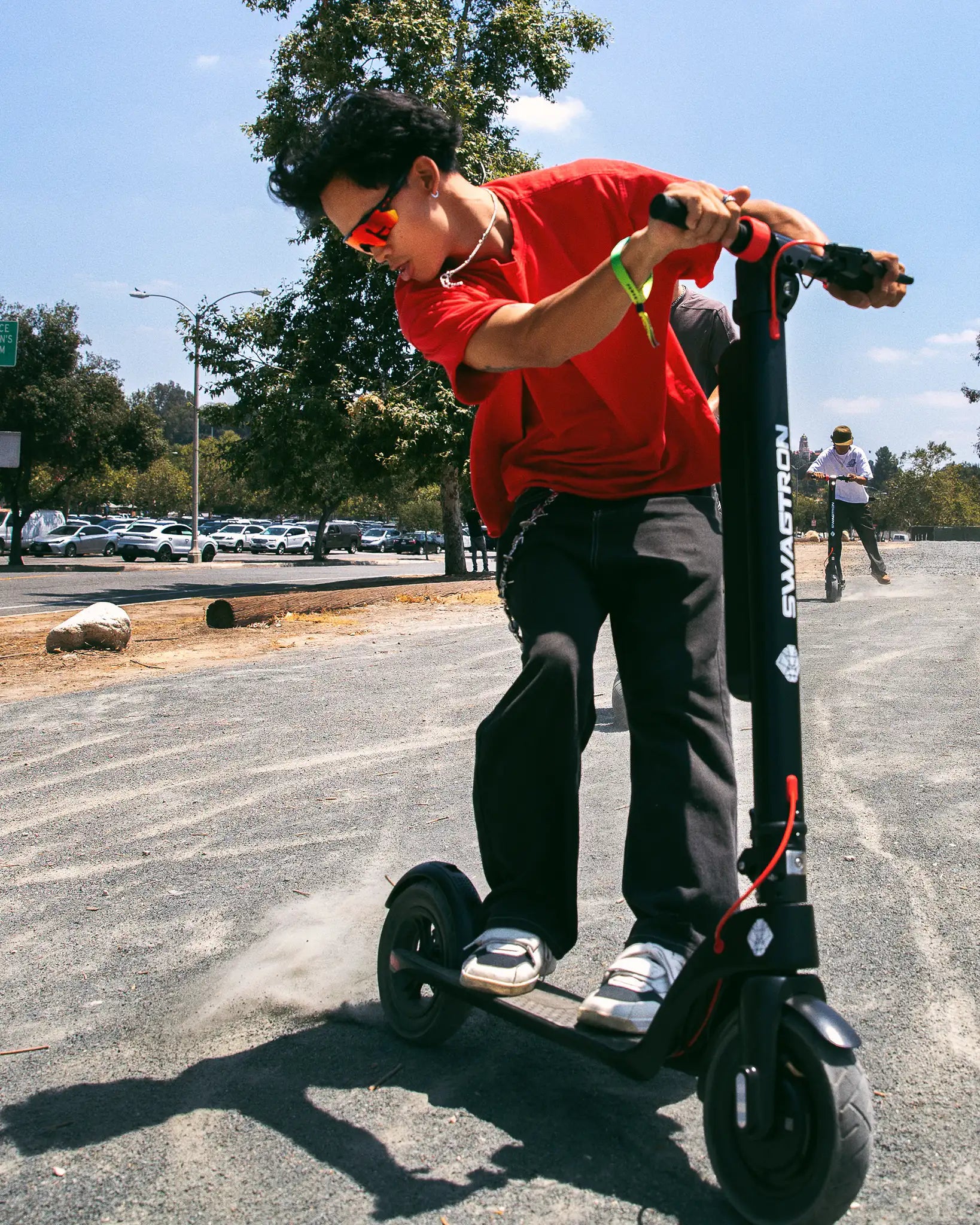 TEAM SWAGTRON rider @offline.red.